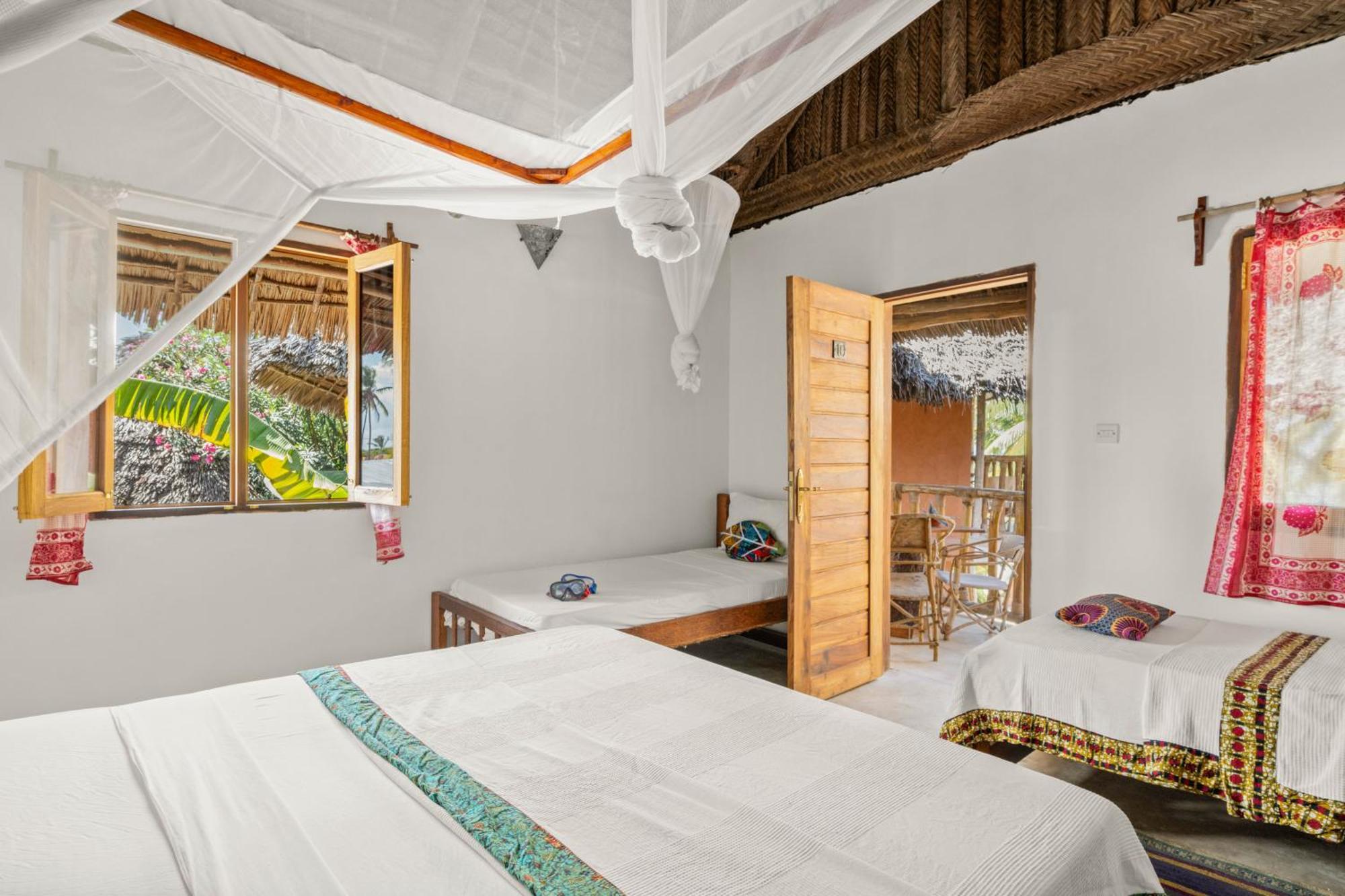 Shanuo Beach Bungalows Michamvi Kae Bilik gambar